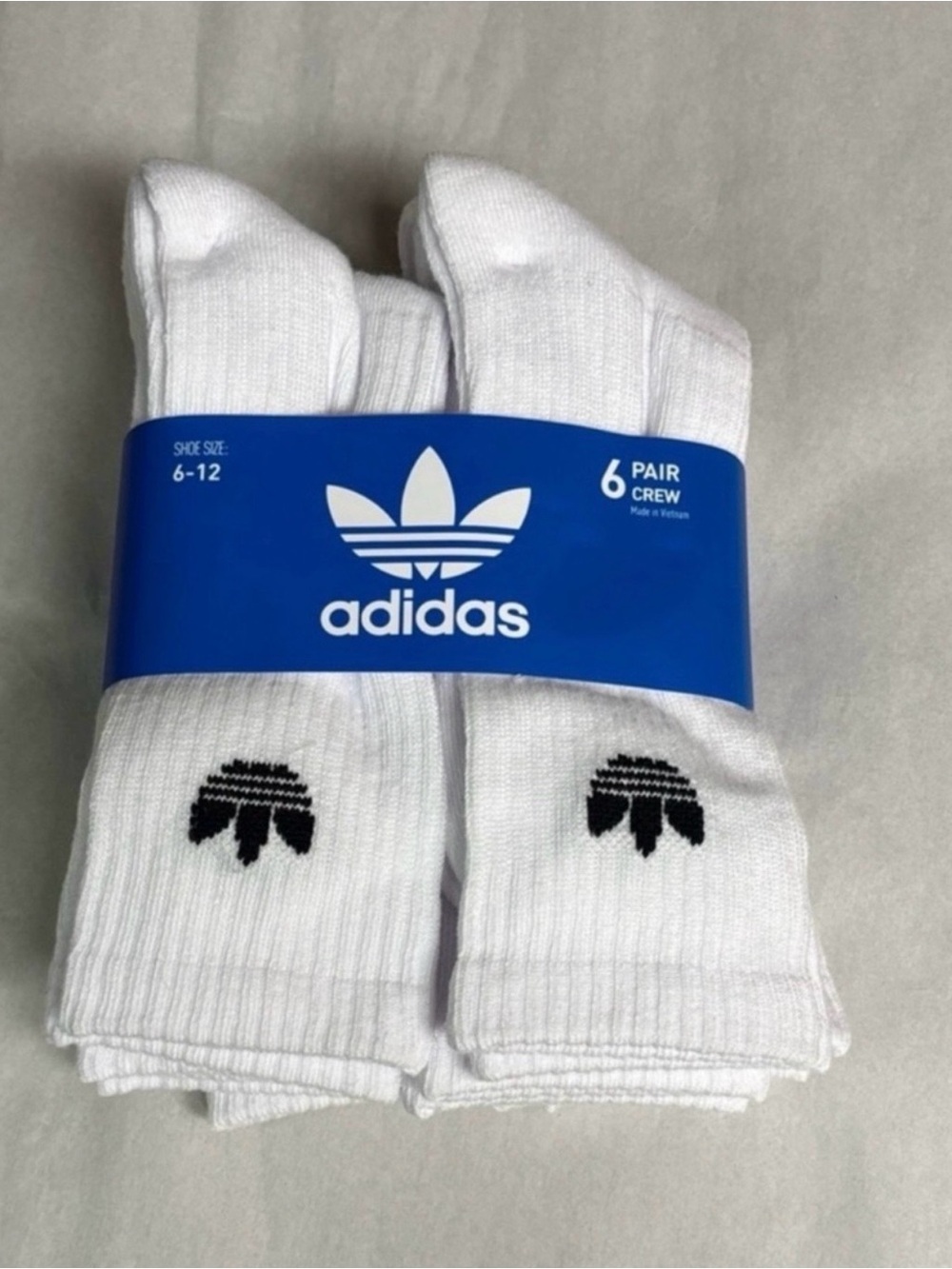 New Adidas Socks Men’s 6 Pair White Crew Socks Casual Athletic Activewear